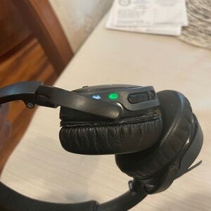 Bose QuietComfort 25 Noise Cancelling Headphones